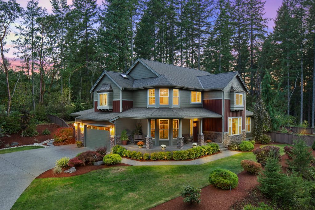 Luxury twilight real estate photographer