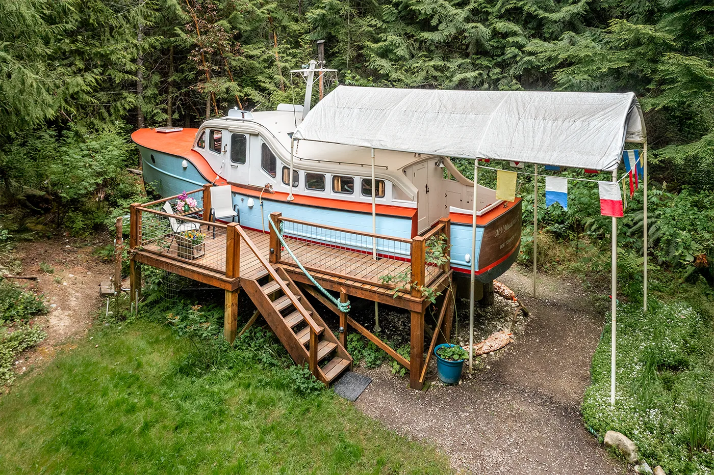 A wooden boat AirBnB rental photo shoot in Port Townsend, Washington 2 Redmond airbnb best rental photographer near me